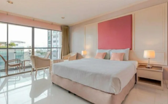 جناح جونيور عائلي، Mike Beach Resort 5/9