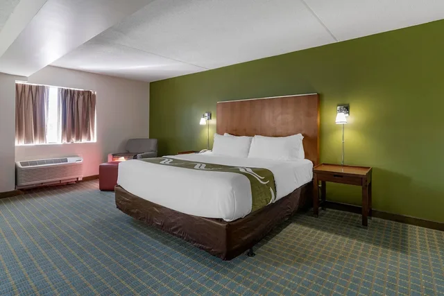 Upgrade, King Bed، Quality Inn Lexington Horse Park 4/8