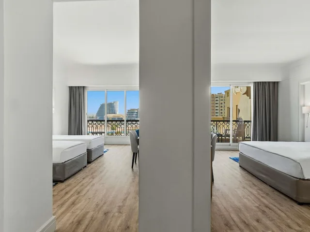جناح عائلي بسرير كينج بإطلالة على البحر بغرفتي نوم، Rixos Bab Al Bahr 7/10