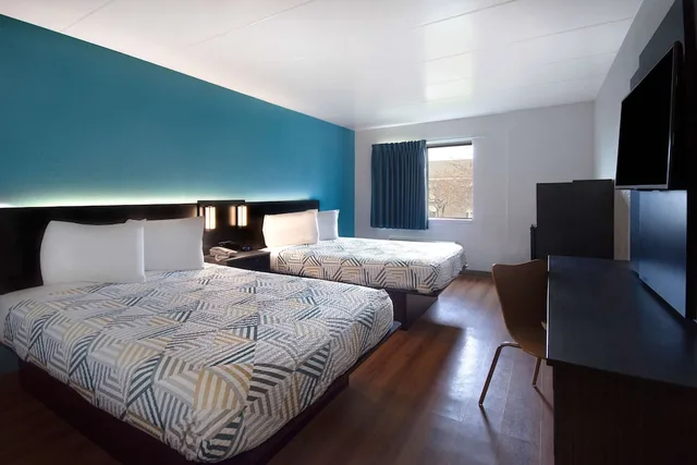 غرفة قياسية بسرير مزدوج، Motel6 Merrillville, IN 4/8