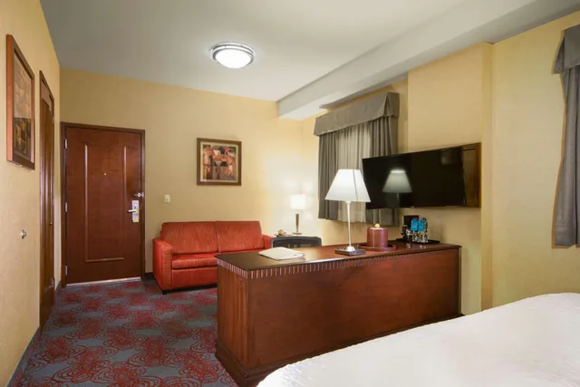 استوديو بسرير كينج، Hampton Inn & Suites Mexico City - Centro Historico 1/2