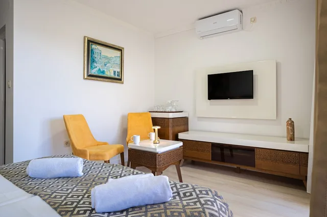 استوديو بسريرين منفصلين بإطلالة على الحديقة، Hotel Adrovic 3/4