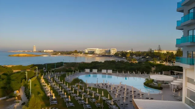 غرفة ديلوكس ثلاثية، Nissiblu Beach Resort 2/2