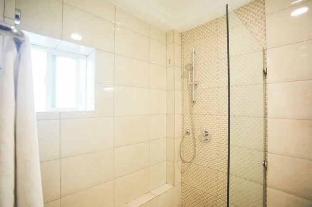 غرفة تنفيذية بمطبخ، Airport View Hotel 3/3