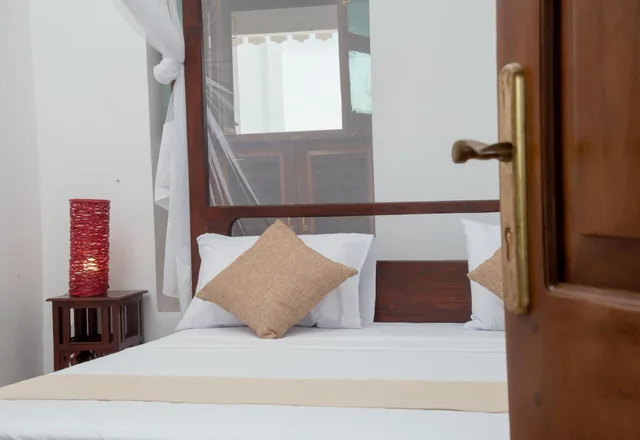 Deluxe, Double Bed, Sea View, The Manor House By Sansi 2/2