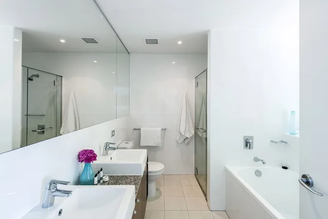 3 Bedrooms, Apartment, Oaks Brisbane Aurora Suites 4/4