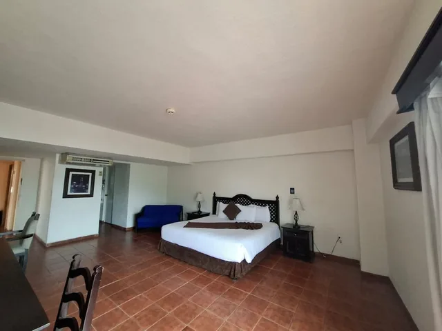 جناح جونيور بسرير كينج، Mision Orizaba 6/9