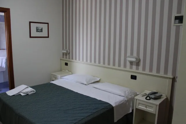 غرفة بسرير مزدوج، Hotel Villa Serena 7/10