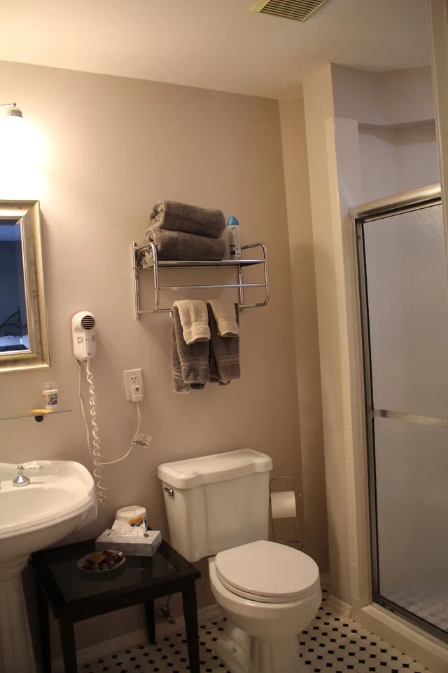 غرفة بريميوم بسرير كوين، Tandem Bike Inn 4/6