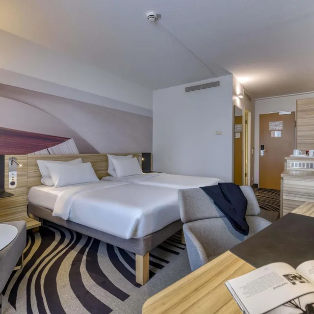 غرفة قياسية بسرير فردي، Novotel Koeln City 3/9