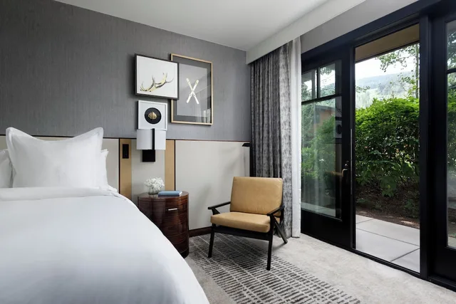Resort, King Bed، Four Seasons Resort and Residences Vail 3/5