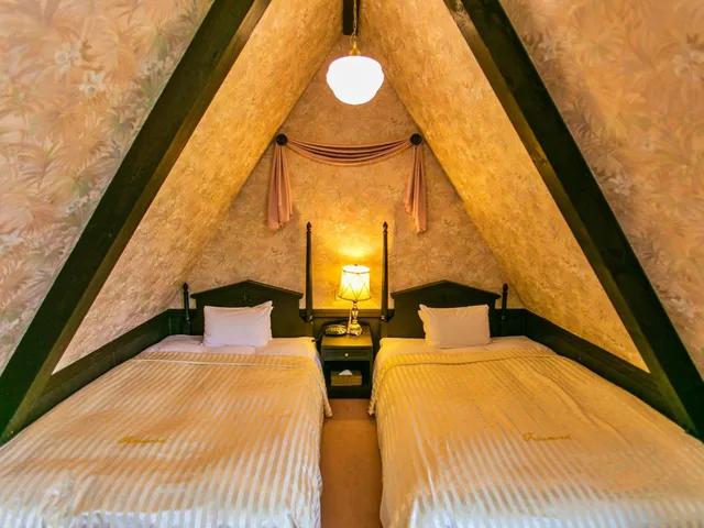 جناح، Restaurant & Hotel Traumerei 4/6