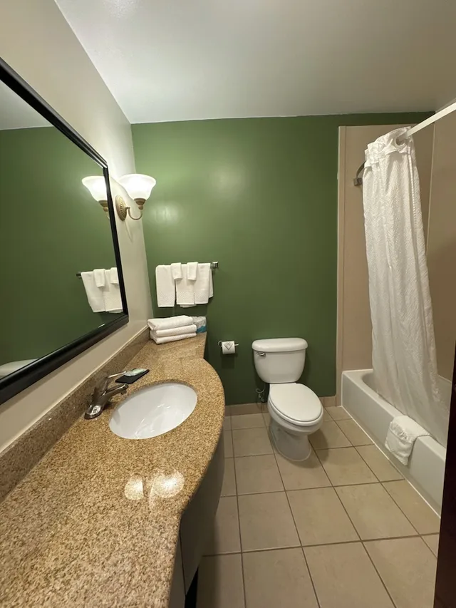 غرفة قياسية بسرير كينج، Sleep Inn & Suites Manchester 6/6