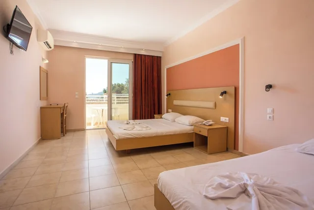 غرفة أساسية بسرير مزدوج وسرير فردي، Diagoras Hotel 6/10