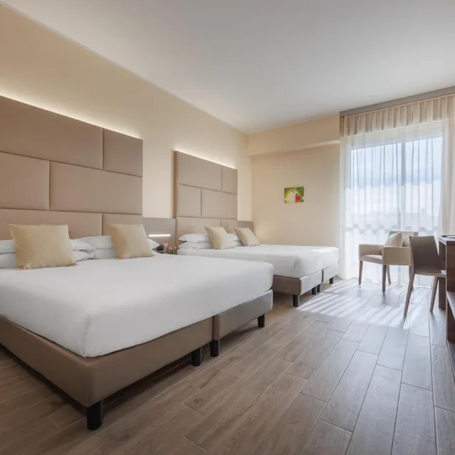 غرفة رباعية، JR Hotels Gate 7 Bologna 3/6