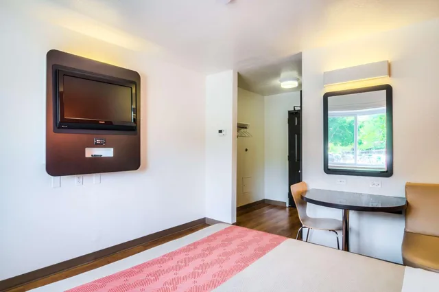 غرفة ديلوكس، Motel6 Arlington Heights, IL - Chicago North Central 2/8