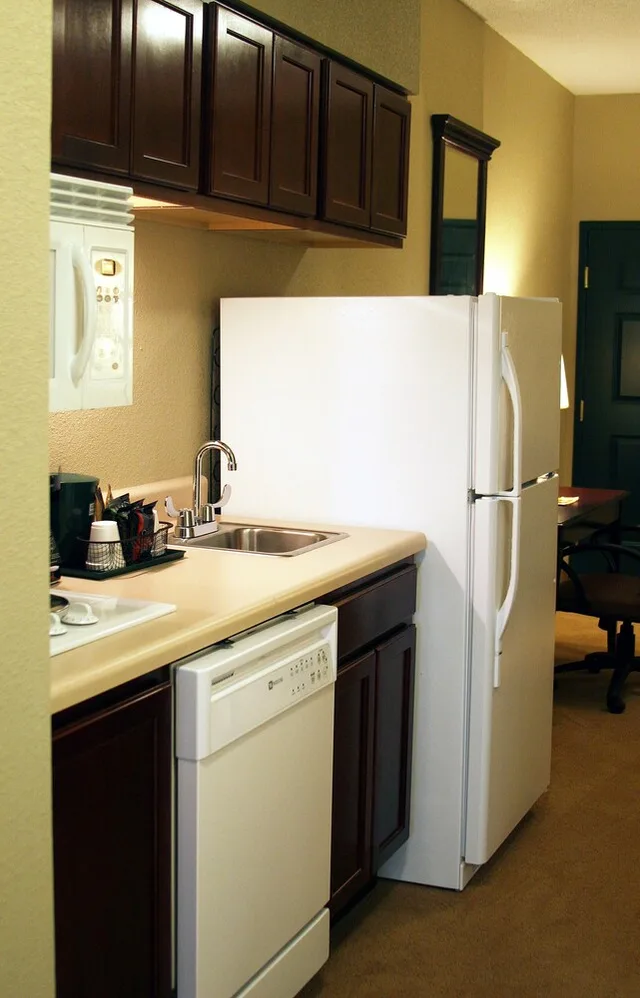 غرفة بسريرين كوين بمطبخ، Country Inn & Suites By Radisson Ithaca NY 3/3