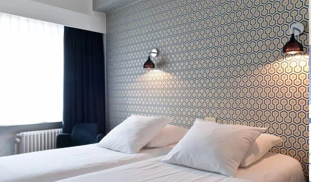 Room, Twin Beds, Hotel Queen Anne 3/9
