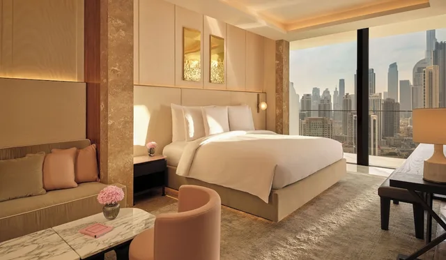 Royal, Lanai, Suite, Twin Beds، The Lana 3/7