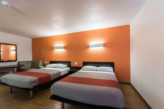 غرفة رباعية لذوي الإعاقة، Motel6 Uvalde, TX 8/10