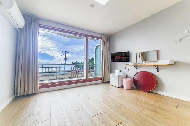 Ondol, Standard, Queen Bed, Sea View, Anmyeondo Ocean Beach Motel 2/6