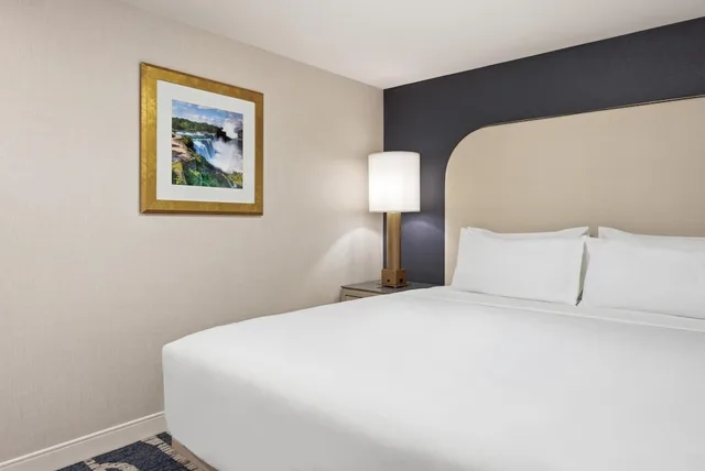 Suite, 4 Queen Beds, Falls View, Embassy Suites By Hilton Niagara Falls Fallsview 1/6