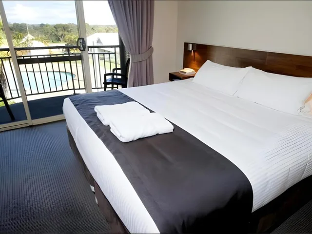 2 Bedrooms, Spa, Apartment, King and Twin Beds، Mercure Bunbury Sanctuary Golf Resort 1/3