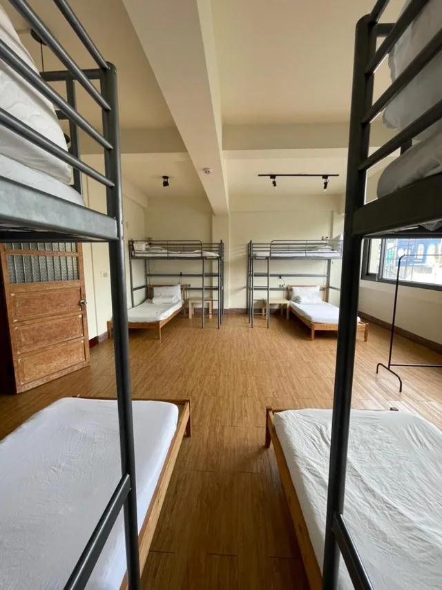 Male Dorm, Chiayi Petite Hostel 2/2