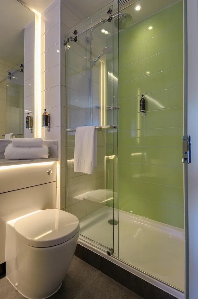غرفة قياسية بسرير مزدوج، Hub by Premier Inn Edinburgh Royal Mile 9/10