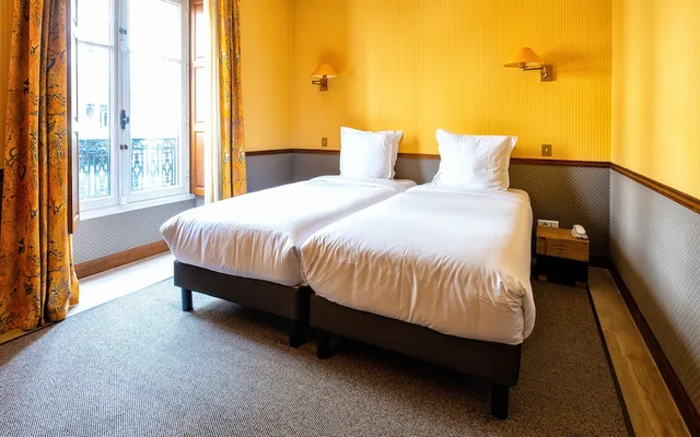 غرفة سوبيريور بسريرين منفصلين، Relais Monceau 2/7