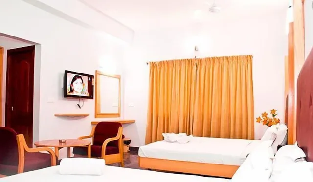 غرفة قياسية رباعية بسريرين كوين، HOTEL RAJADHANE 6/9