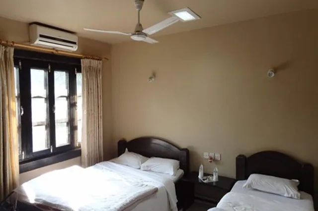 غرفة ديلوكس بسرير مزدوج بإطلالة على الحديقة، Hotel Parkland 2/4
