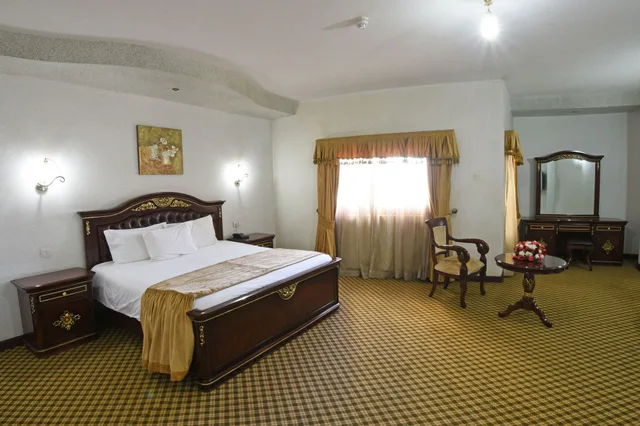 غرفة تنفيذية بسرير كينج، Imperial Royale Hotel 2/6