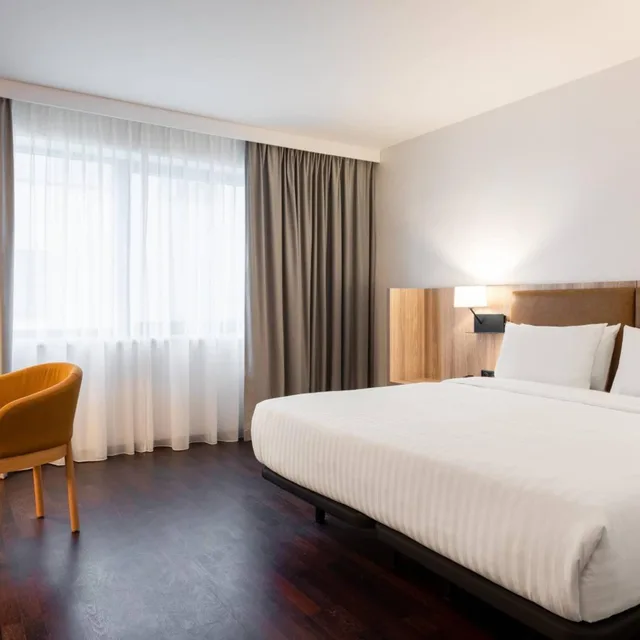 غرفة قياسية بسرير كينج بإطلالة على المدينة، AC Hotel by Marriott Bratislava Old Town (ex Austria Trend Hotel) 1/7