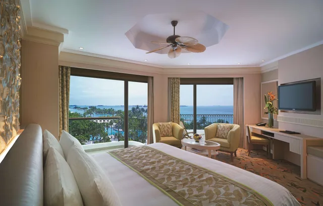 غرفة بسريرين منفصلين بإطلالة على المسبح، Shangri-La Rasa Sentosa, Singapore 3/4