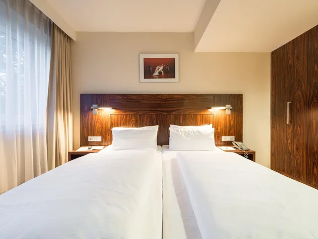 Courtyard, Premium، Hotel an der Oper 2/10