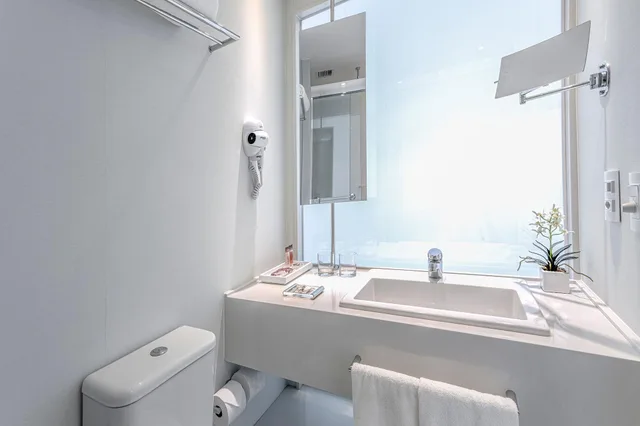 غرفة ديلوكس بسرير مزدوج بإطلالة على البحر، Cdesign Hotel 8/10