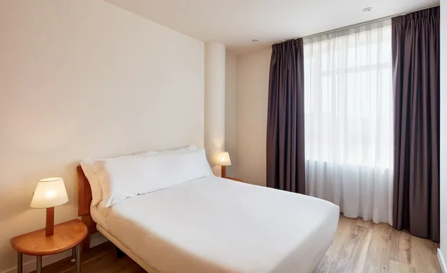 شقة عائلية مفردة، Sercotel Arrahona 1/2