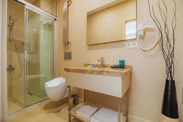 غرفة متصلة بسرير مزدوج، Comfort Beige Hotel 4/6