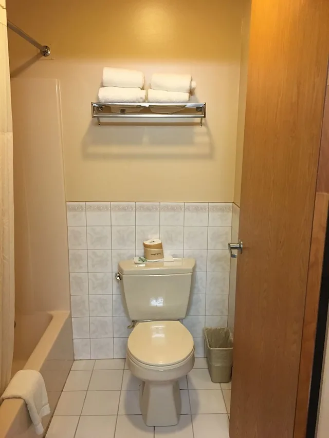 Exterior, Motel, 2 Queen Beds, No Elevator, Near Building، Cabot Inn and Suites 4/4
