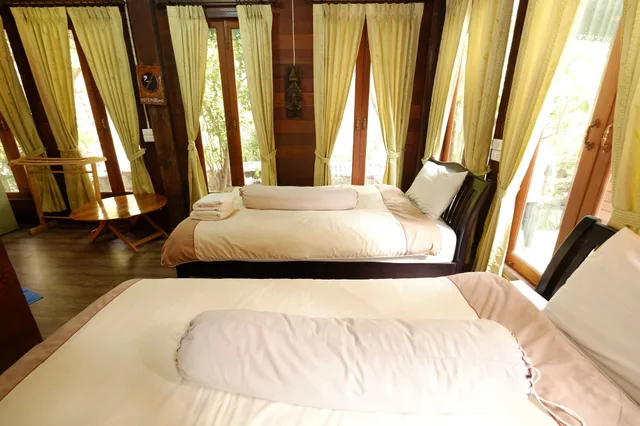غرفة قياسية بسريرين منفصلين بإطلالة على الحديقة، P P Coffee Resort Maesariang 2/10