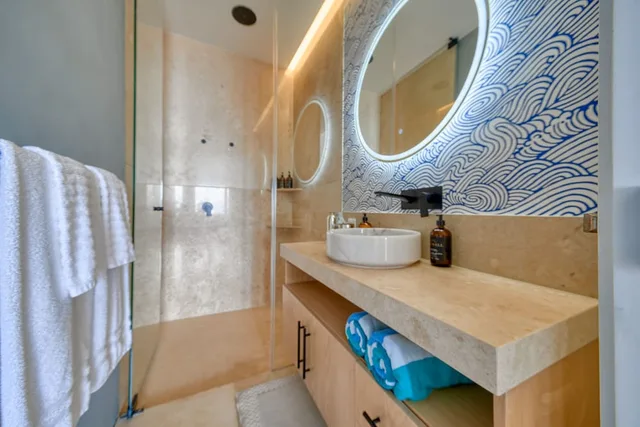 Deluxe, Apartment, 2 King Beds, Partial Ocean View, Terrace, Maxwell Collection Romantic Zone 3/4
