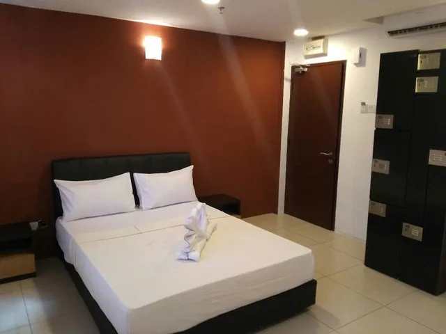 غرفة قياسية بسرير كوين، T Hotel Ipoh 3/10