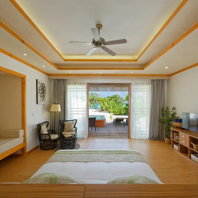 DELUXE BEACH POOL VILLA - Transfer Excluded، Brennia Kottefaru 6/7