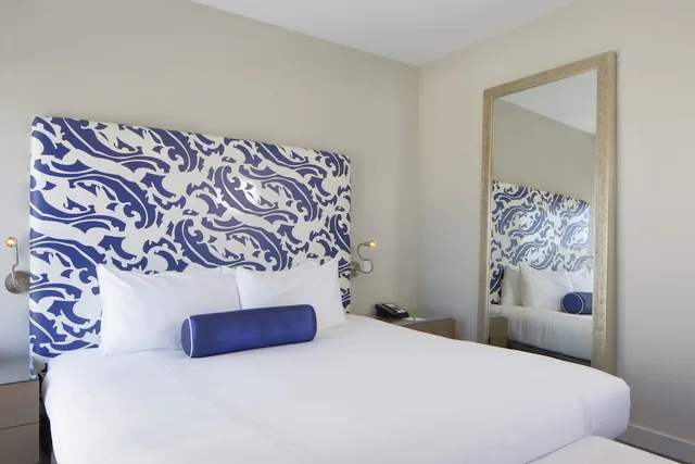 غرفة قياسية بسرير كينج، Hotel Breakwater South Beach 1/3