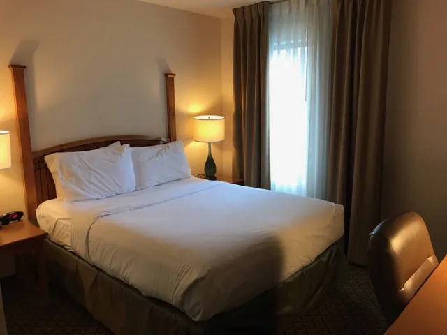جناح بسريرين مزدوجين لذوي الإعاقة، Staybridge Allentown Bethlehem Airport Suites 4/10