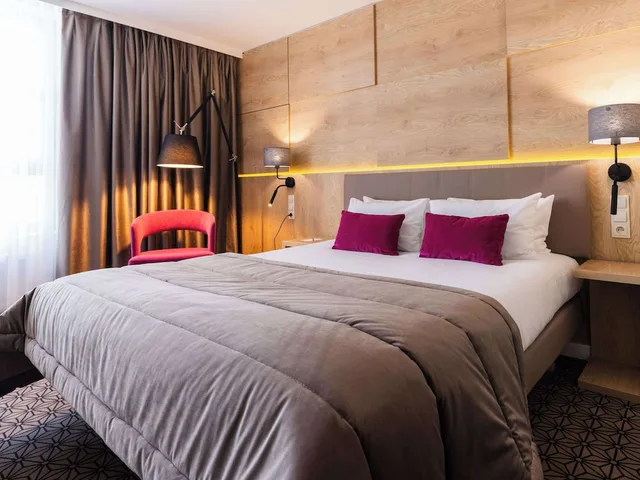 جناح بسرير كوين مع أريكة، Hotel Mercure Lublin Centrum 1/4