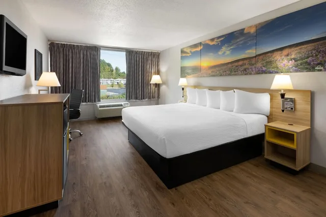 غرفة بسرير كينج، Days Inn By Wyndham Cambridge 5/10