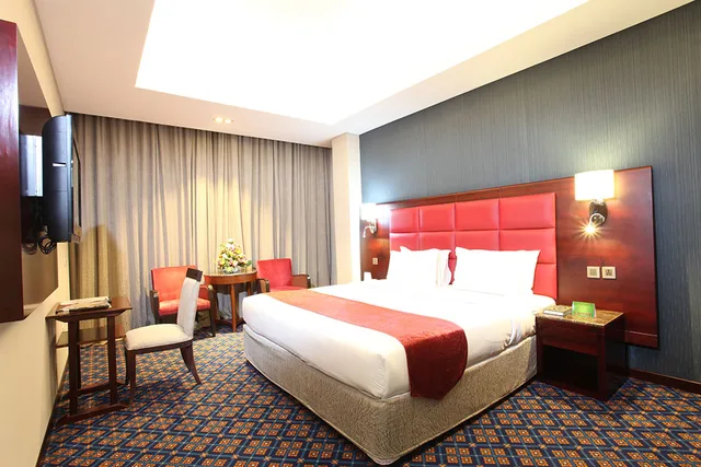 Standard, Single, King Bed, Ramee Guestline Hotel 4/4