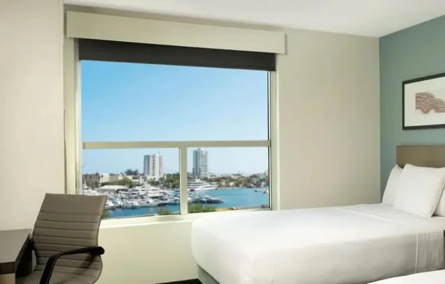 Room, 2 Queen Beds, Bay View, Den، Hyatt House San Juan 5/11